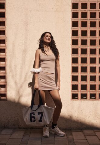 Top de malha com decote halter