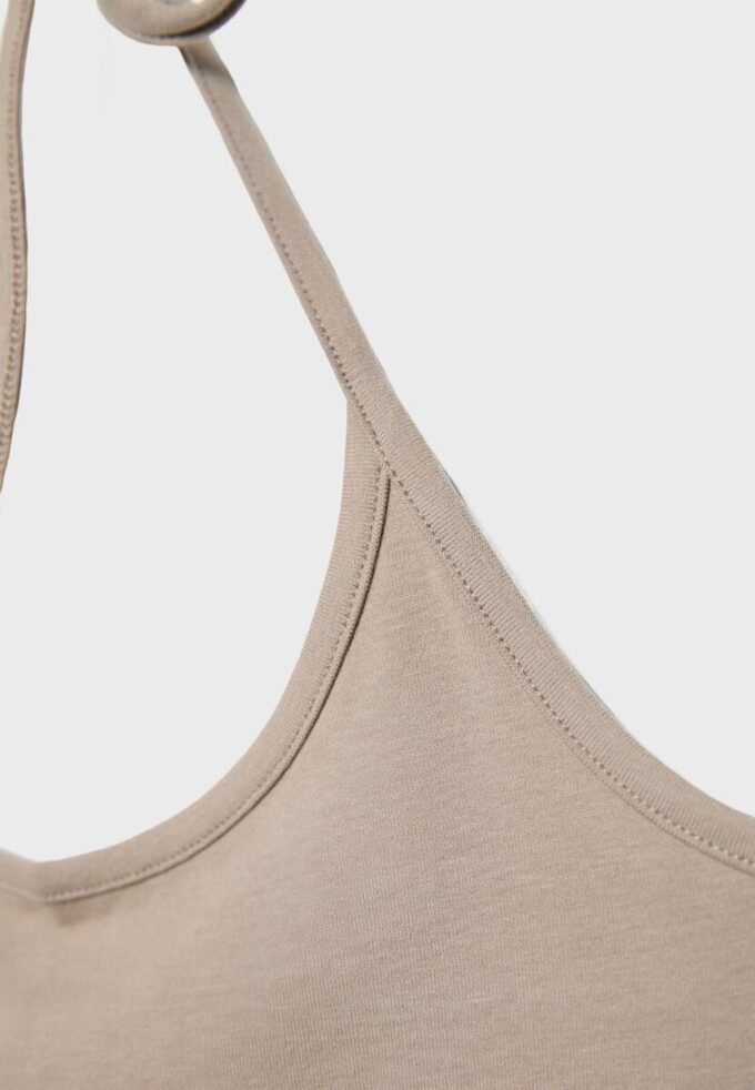 Top de malha com decote halter Top de malha com decote halter