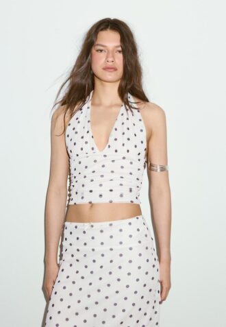 Top halter em malha às bolinhas