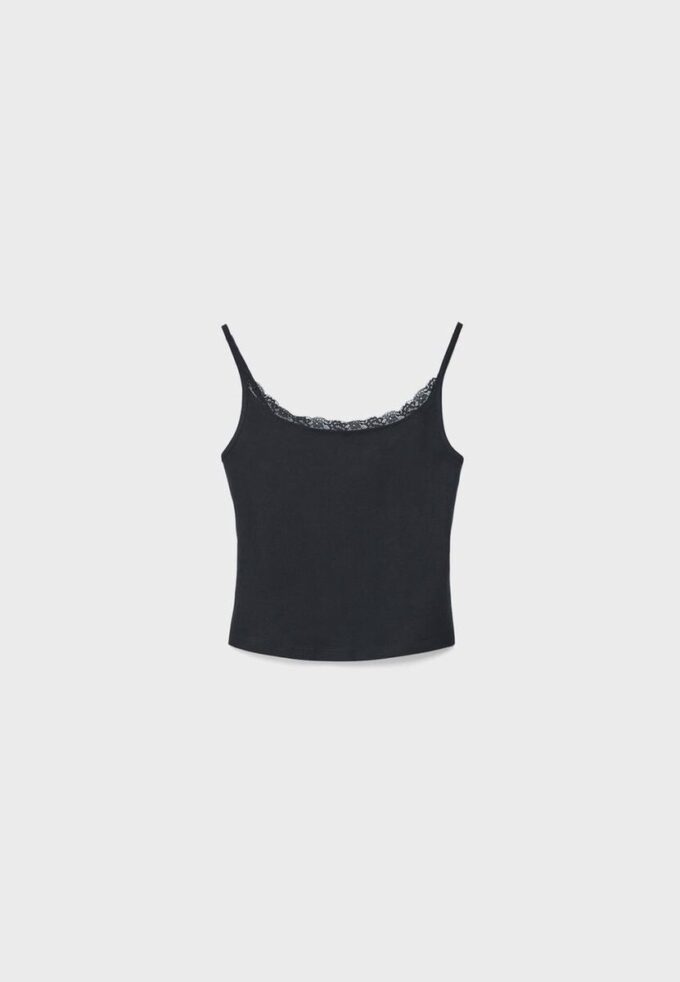 Tops com alças e acabamento em renda Tops com alças e acabamento em renda