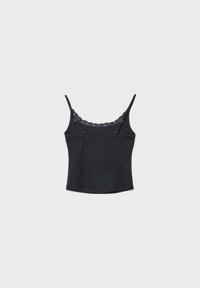 Tops com alças e acabamento em renda Tops com alças e acabamento em renda