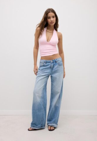 Tops com decote halter e laço franzido
