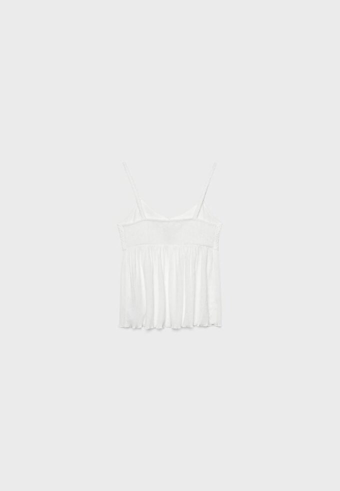 Tops de croché com folhos Tops de croché com folhos