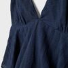Vestido curto com alças e folhos Vestido curto com alças e folhos