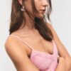 Vestido curto com detalhes em renda Vestido curto com detalhes em renda