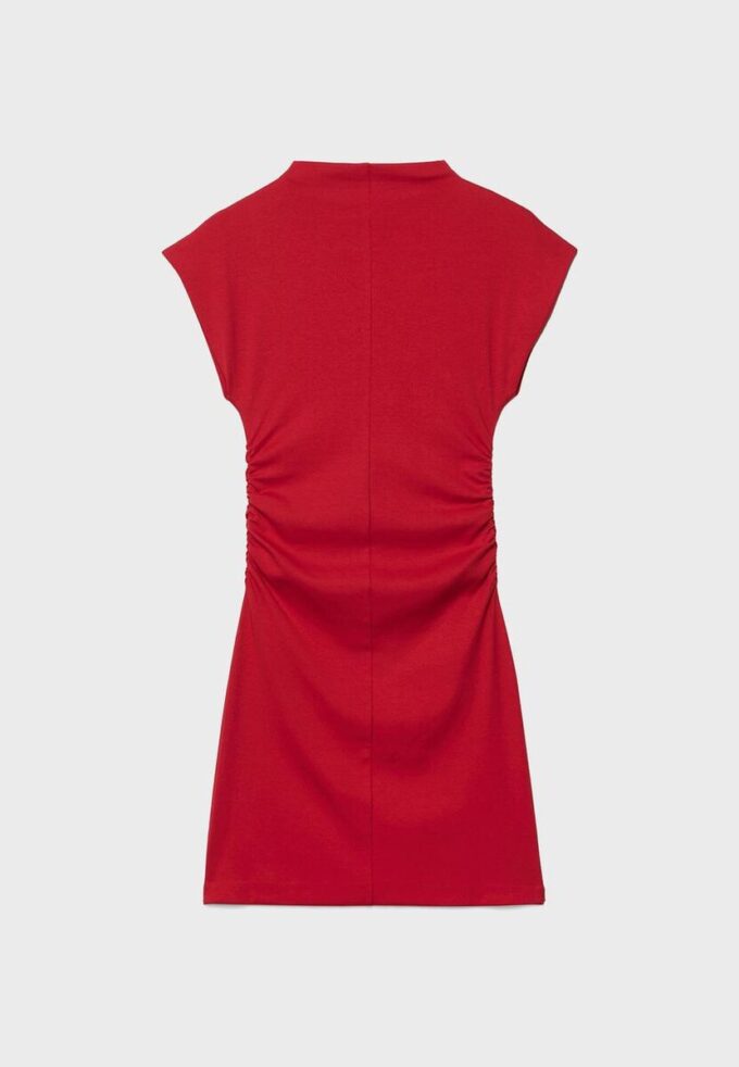 Vestido curto de calções com detalhe franzido Vestido curto de calções com detalhe franzido