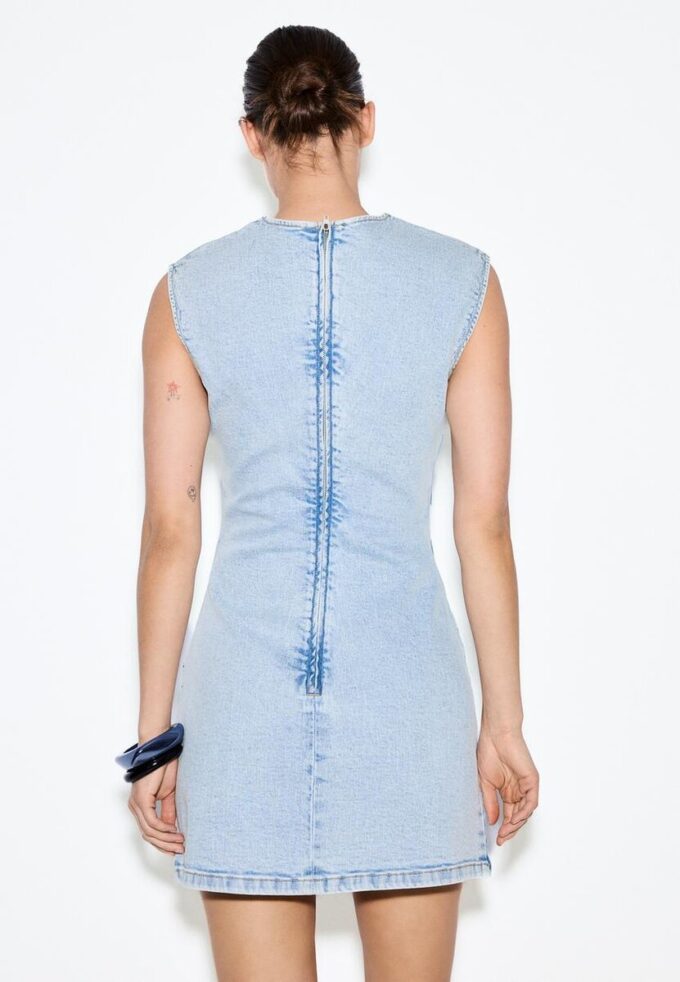Vestido curto de ganga com strass