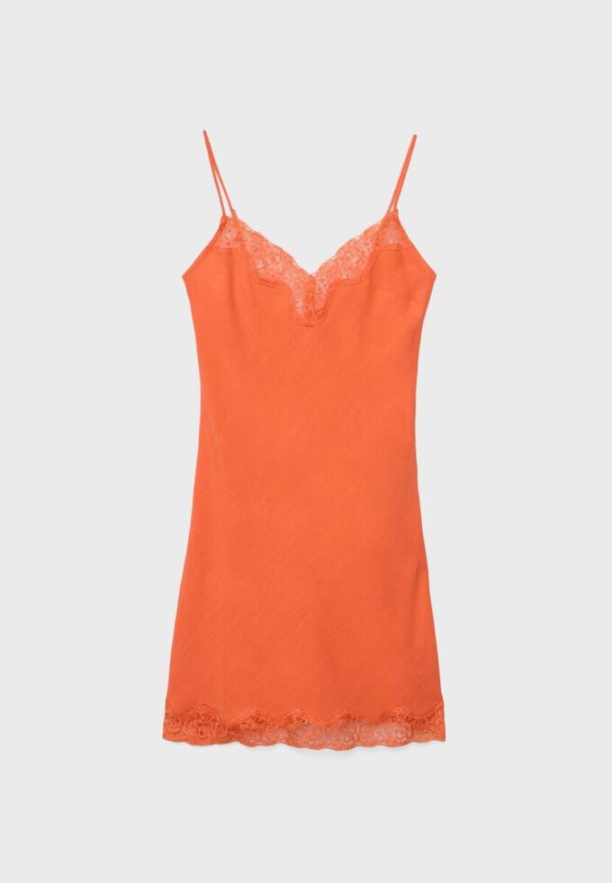 Vestido curto de renda rústica