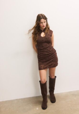 Vestido curto estilo Qipao