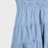 Vestido curto esvoaçante com detalhe de laço nas costas Vestido curto esvoaçante com detalhe de laço nas costas