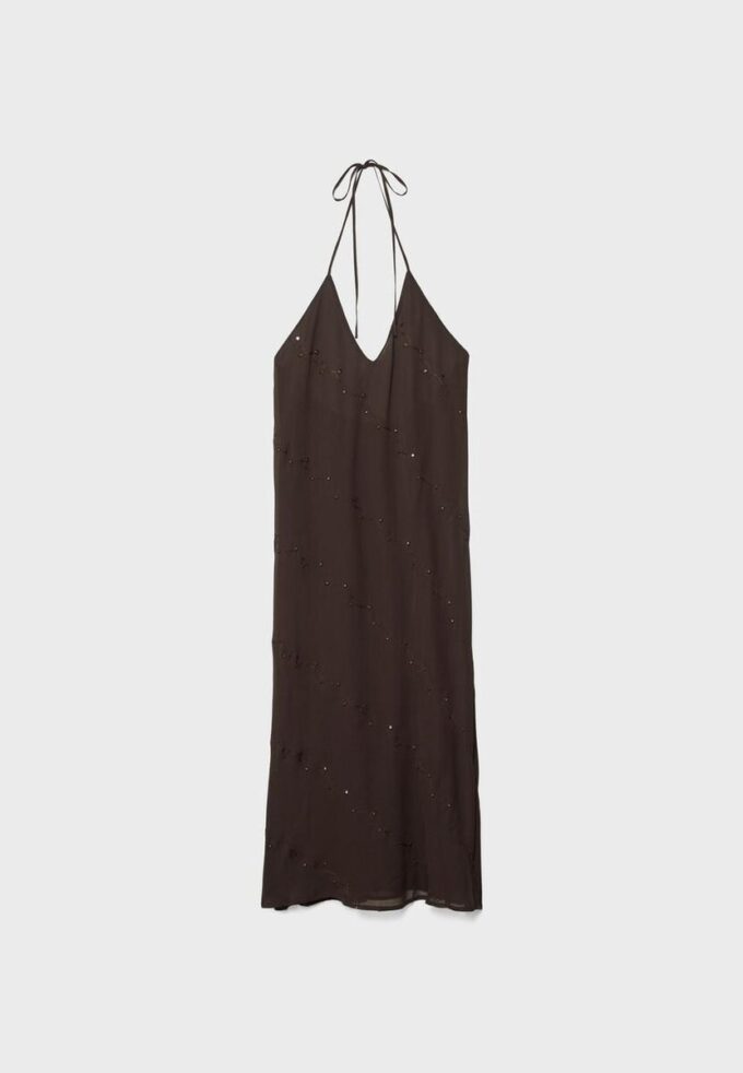 Vestido longo com decote halter bordado Vestido longo com decote halter bordado