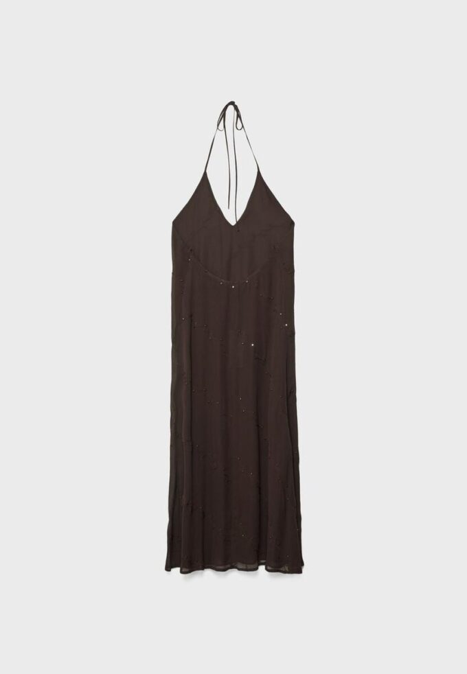 Vestido longo com decote halter bordado Vestido longo com decote halter bordado