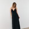 Vestido longo de crepe com alças com bordado Vestido longo de crepe com alças com bordado