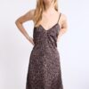 Vestido longo esvoaçante em cetim