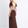 Vestido maxi de corte largo com costas cruzadas Vestido maxi de corte largo com costas cruzadas