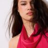 Vestido Midi com Alças Halter e Costas Descubertas Vestido Midi com Alças Halter e Costas Descubertas
