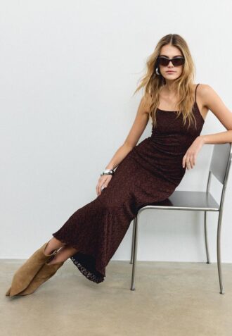 Vestido midi com tiras de renda loiro