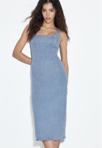 Vestido midi em ganga Vestido midi em ganga