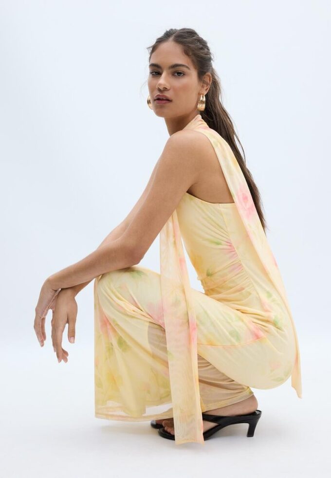 Vestido midi em tule estampado com lenço Vestido midi em tule estampado com lenço
