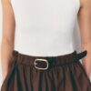 Vestido midi sem mangas em dois materiais com cinto